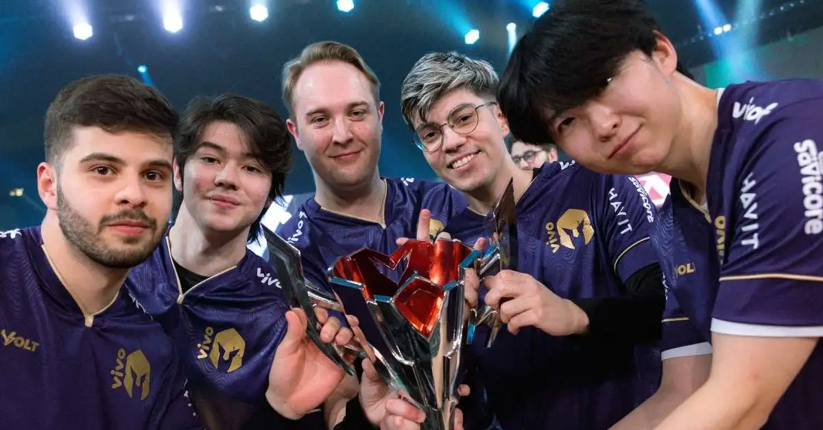 capa Vivo Keyd LoL Worlds 2025